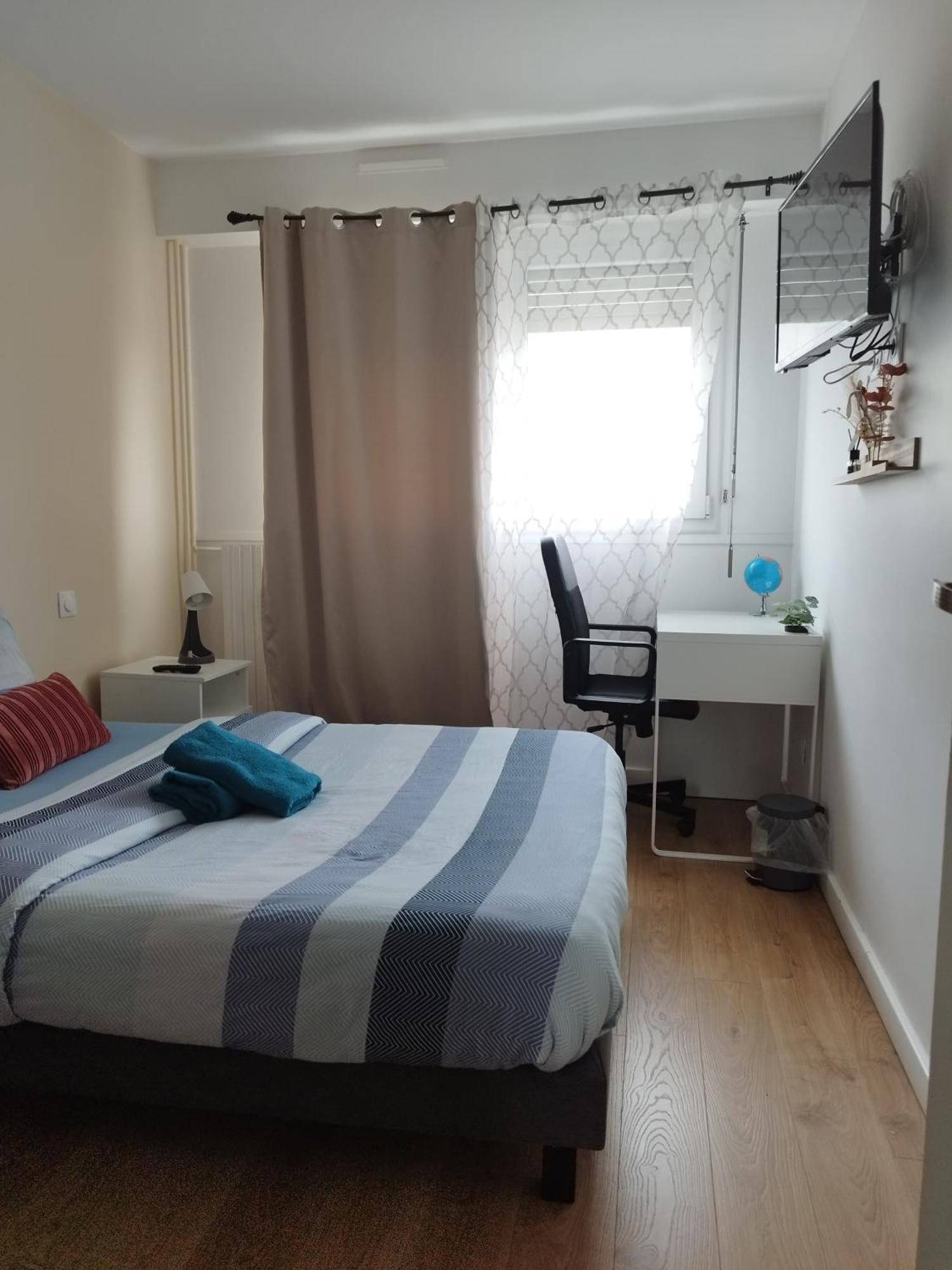 Apartament Parisian Cosy Flat With Balcony Argenteuil Zewnętrze zdjęcie